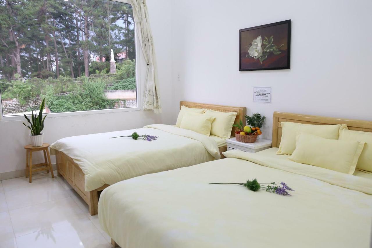 Strawberry Hotel Dalat Da Lat Exterior foto